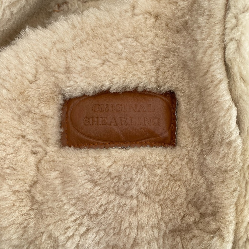 Original Shearling Leather jacket. - Picture 4 of 4